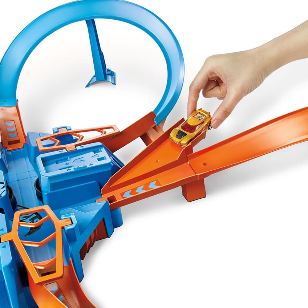 Hot Wheels Criss Cross Crash Track Set